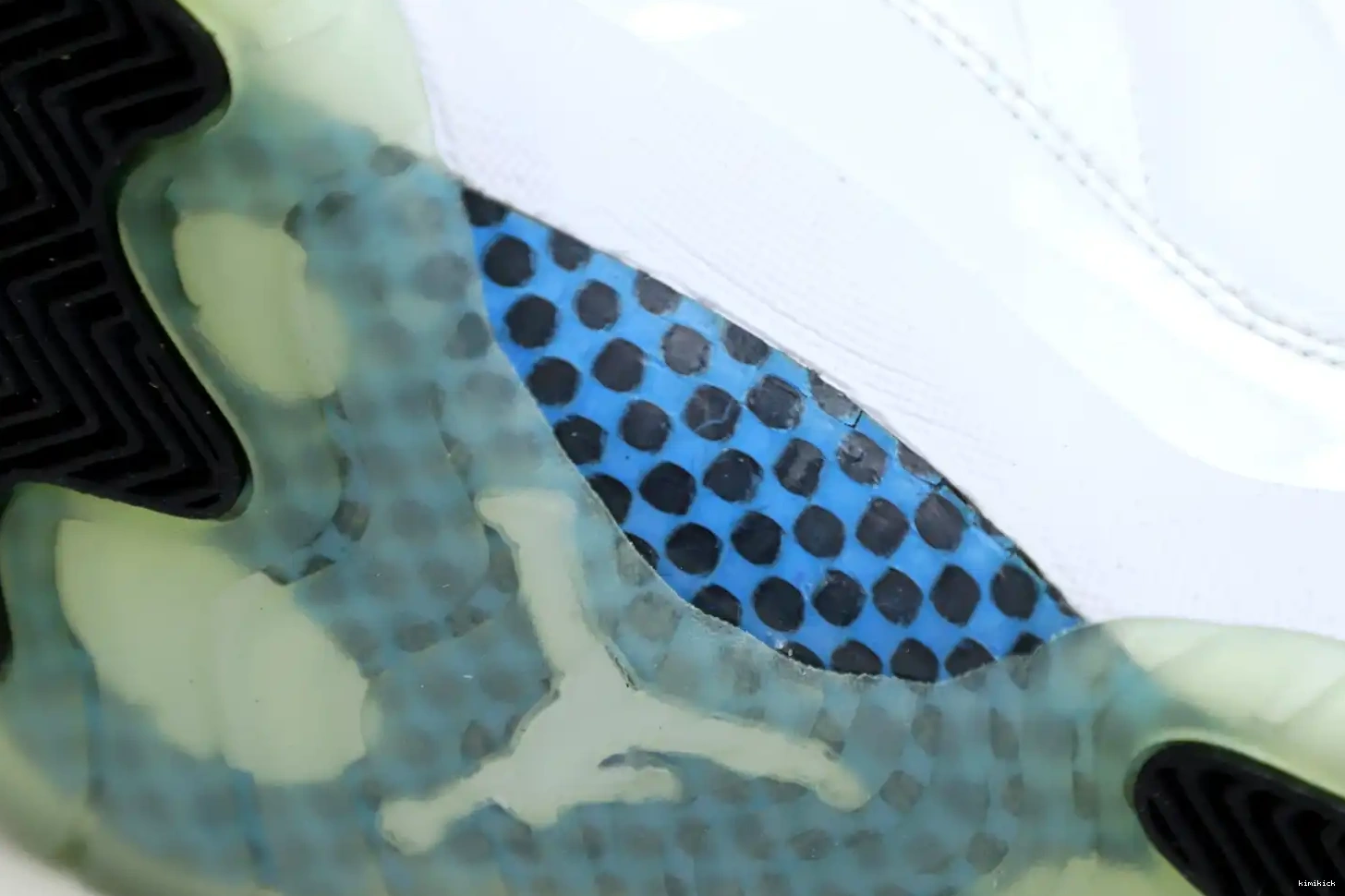 Kimikick LOW RETRO JORDAN LEGEND AIR 11 BLUE 0622